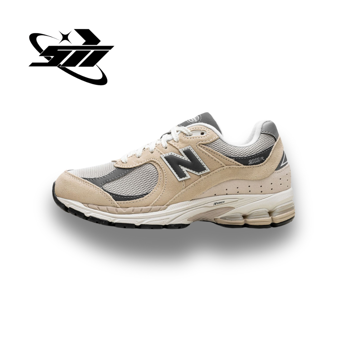 New Balance 2002R “Sandstone / Magnet”