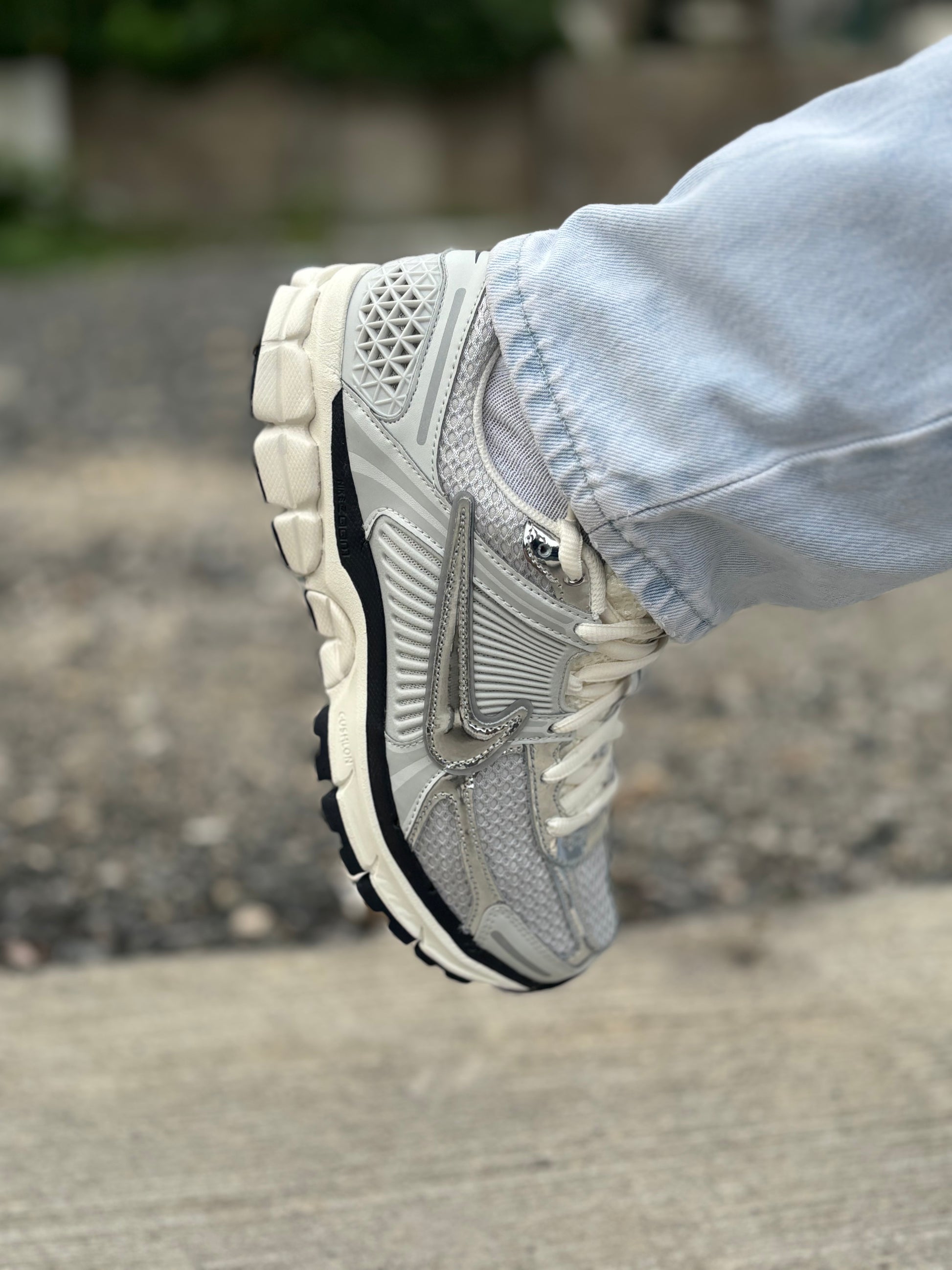 Nike Vomero "Chrome" - Sneaker Hustle